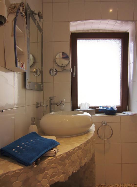 Cleo'S Hotel Kallstadt Room photo