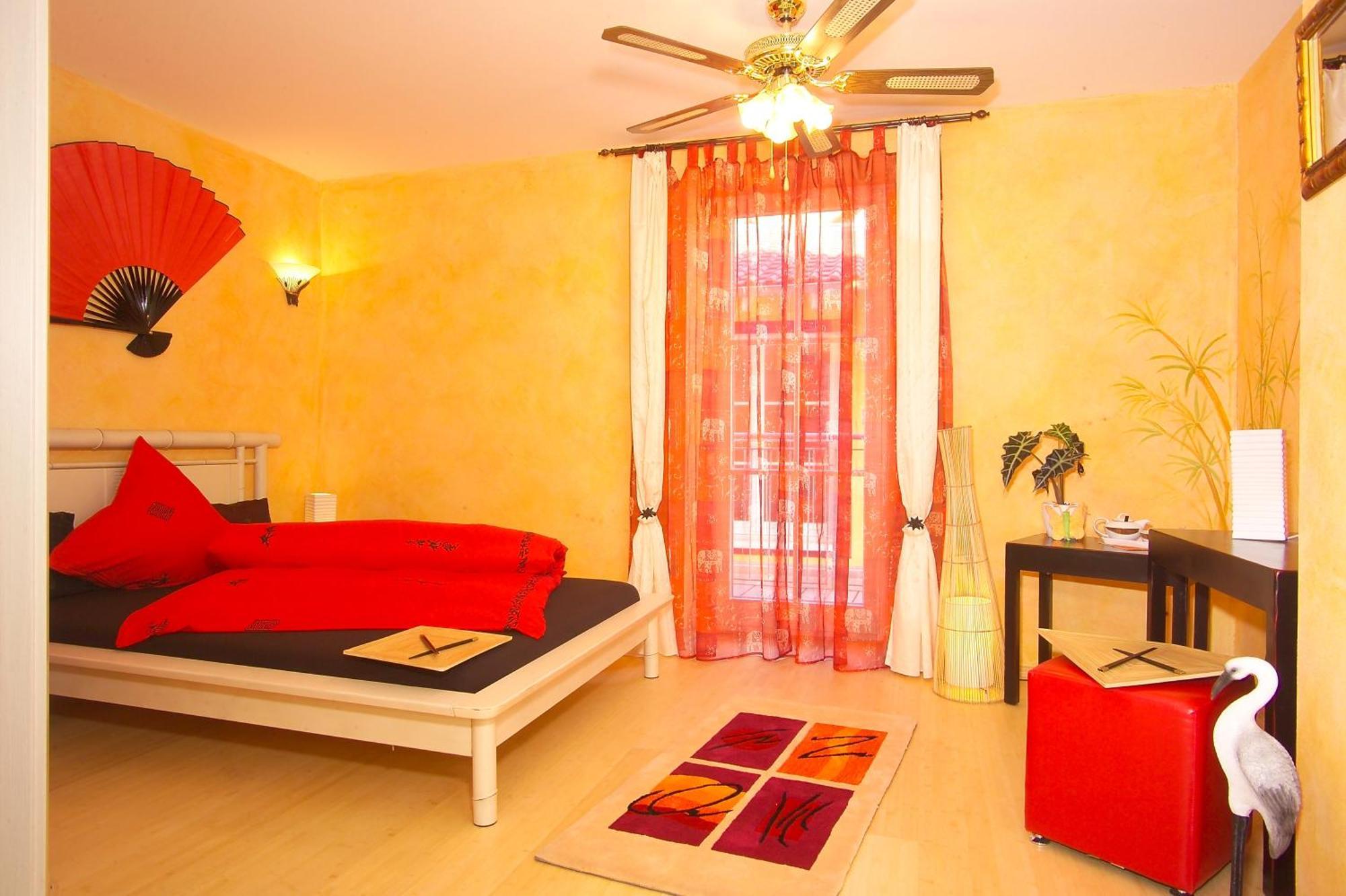 Cleo'S Hotel Kallstadt Room photo