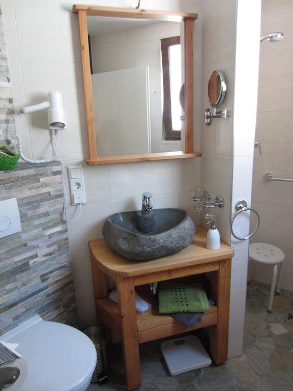 Cleo'S Hotel Kallstadt Room photo