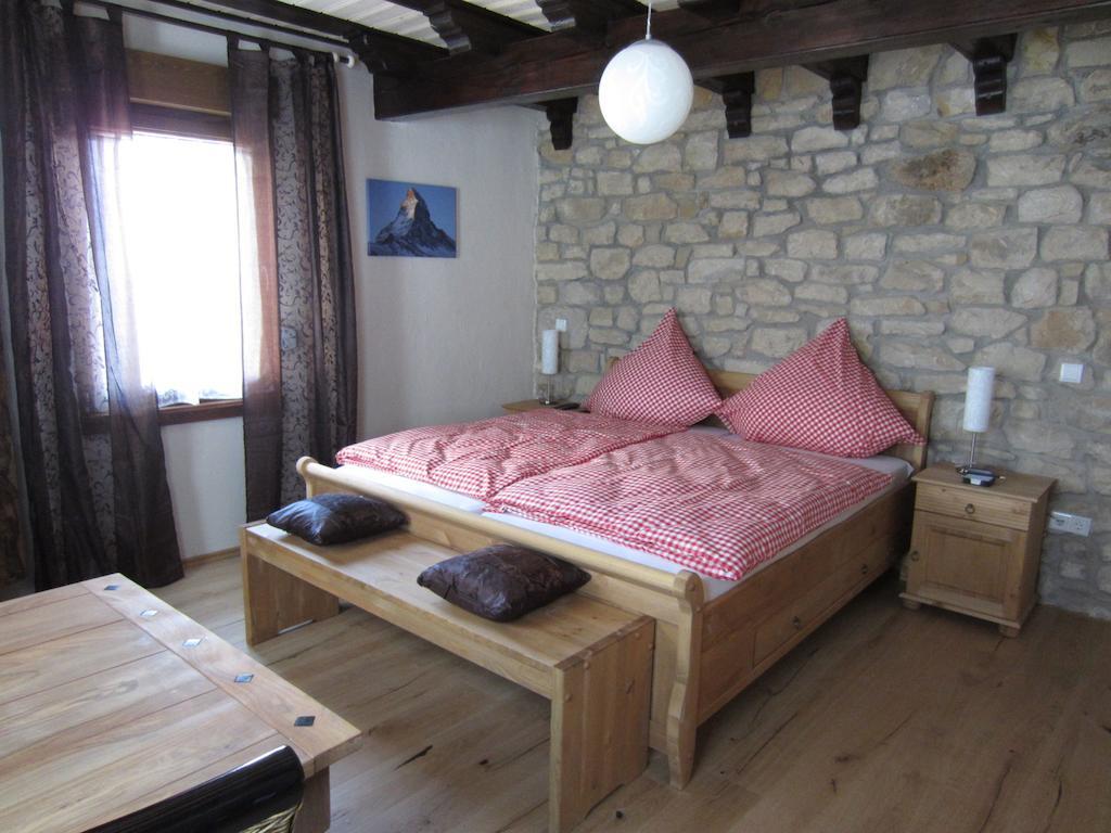 Cleo'S Hotel Kallstadt Room photo