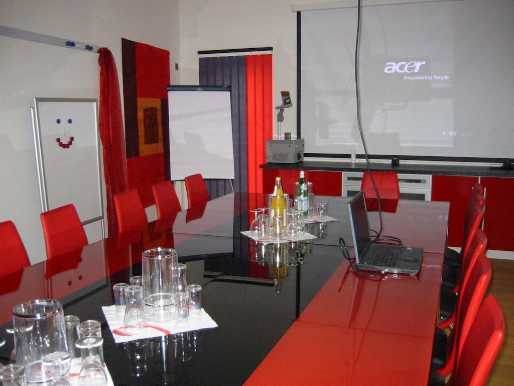 Cleo'S Hotel Kallstadt Exterior photo